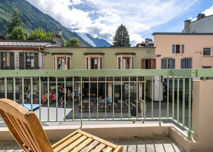 Bois Des Fees - Newly Renovated Apartment *